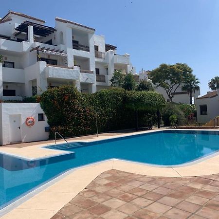 Quiet Family Apartment, 4 Pools, Close To The Beach And Golf, La Marina Alcaidesa 9 02 ภายนอก รูปภาพ
