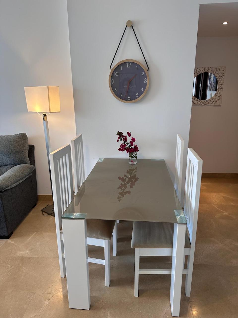 Quiet Family Apartment, 4 Pools, Close To The Beach And Golf, La Marina Alcaidesa 9 02 ภายนอก รูปภาพ